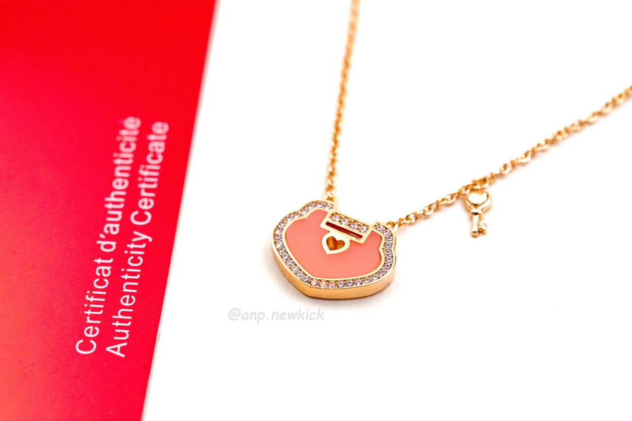 Qeelin Pendant (8) - www.newkick.vip